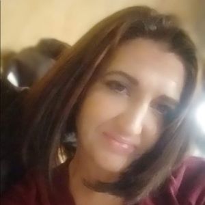 Meet your Posher, Desiree